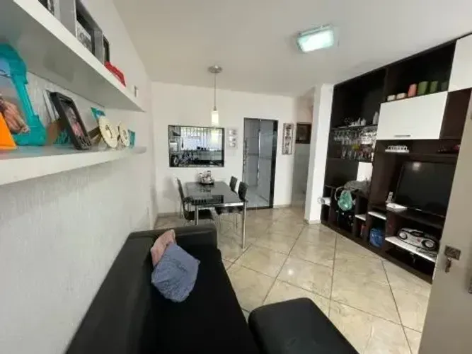 CASA COM 2 QUARTOS EM FREGUESIA (JACAREPAGUÁ)