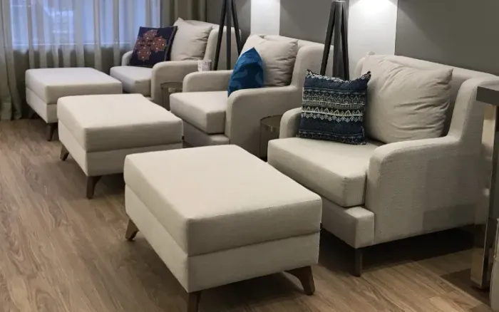 Conjunto 03 Poltronas com puff aconchegante