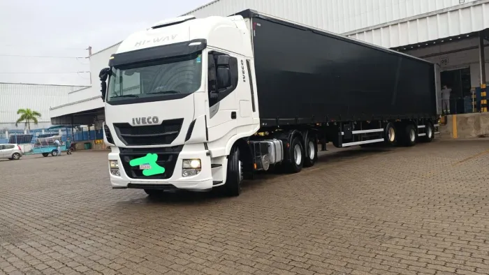 Iveco hiway 6x4 2021/22 sider Vanderleia 2023 valor conjunto 500mil