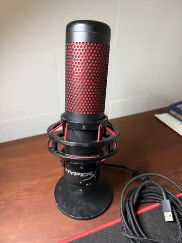 Microfone HyperX QuadCast