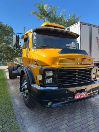 MB 1513