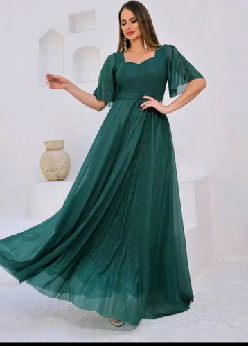 Vestido de formatura verde militar desapegando
