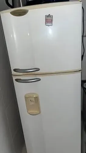 Geladeira Electrolux 365 L