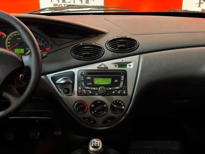 Ford Focus Sedan 2.0 16v/2.0 16V Flex 4P 2008