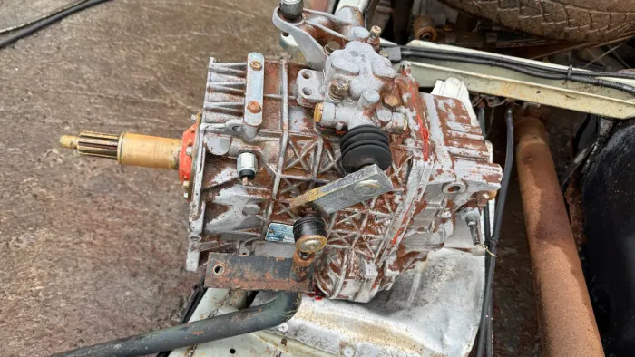 Caixa de câmbio VW 8.140 8.150 motor x10 modelo clark