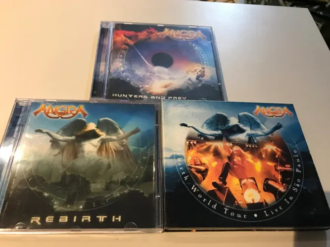 Coleção cds Angra autografados pela banda - Edu Falaschi