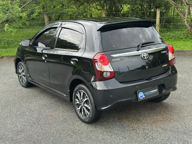Toyota Etios Platinum 1.5 Flex 16V 4P Aut. 2018