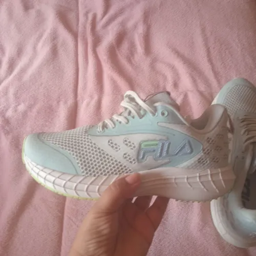 Tênis feminino 