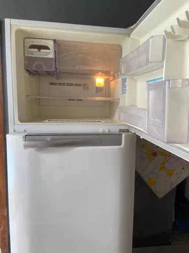 Geladeira Electrolux 430 litros