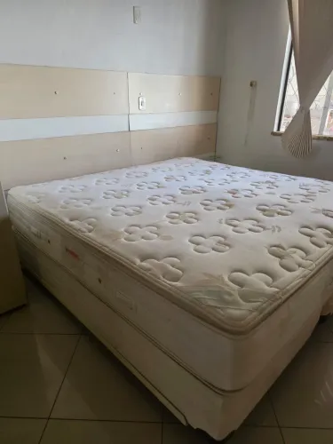Cama super box  americana 