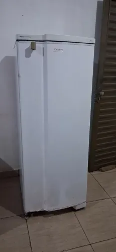 ENTREGO, geladeira excelente 