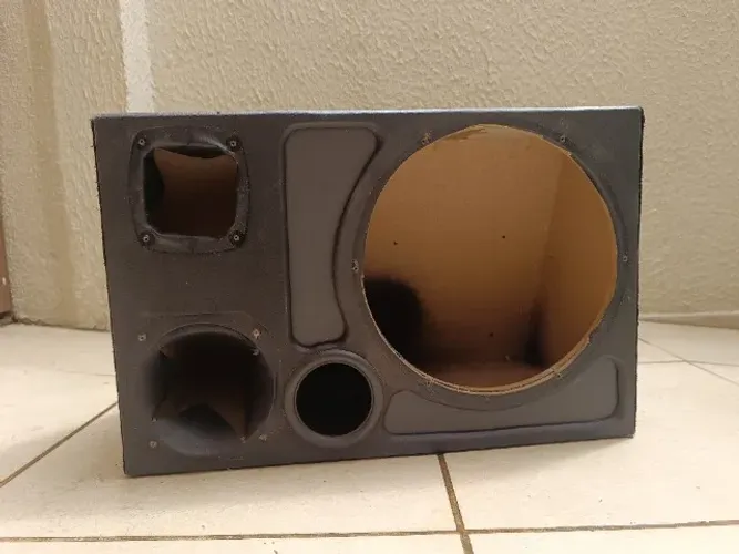 Caixa Vazia 1 Alto Falante 12 Pol. + 1 Driver + 1 Tweeter (Usado)