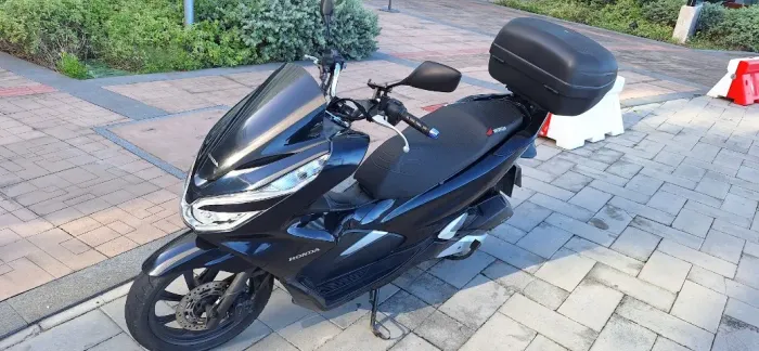 PCX 150 DLX