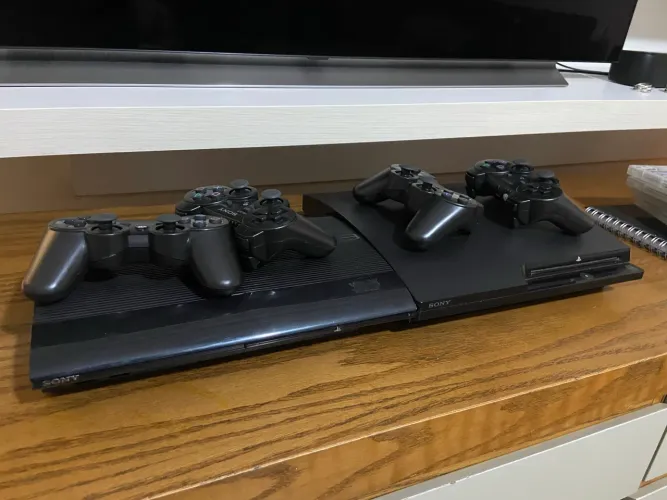 PS3 | PlayStation 3 Com 02 Controles | Leia