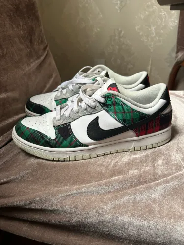 Nike Dunk Plaid