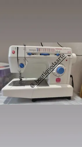 Máquina Singer doméstica
