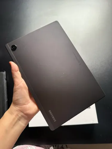 R$1.600,00. Vendo Samsung Galaxy Tab A8 SM-X205 64GB - 4G + Wi-Fi Perfeito estado