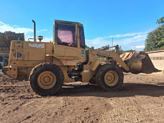 Pá Carregadeira Caterpillar 924 F