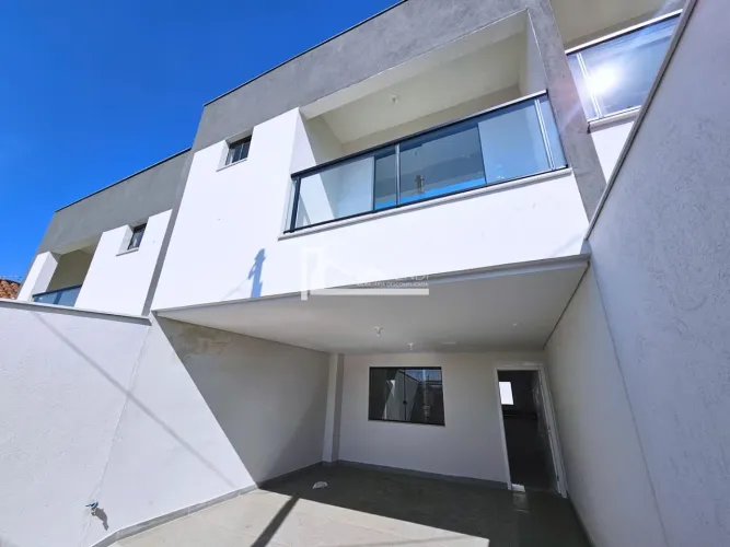 Casa Geminada Duplex - BH - Floramar - 3 Quartos (1 Suíte) - 2 Vagas