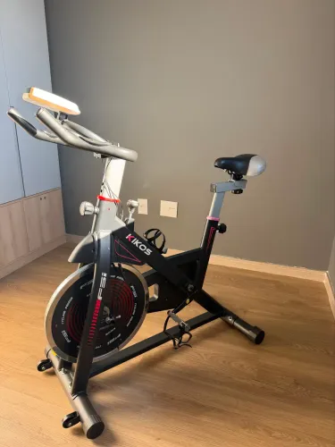 Bicicleta Ergométrica Kikos F5i/F5L - Excelente Estado de Conservação
