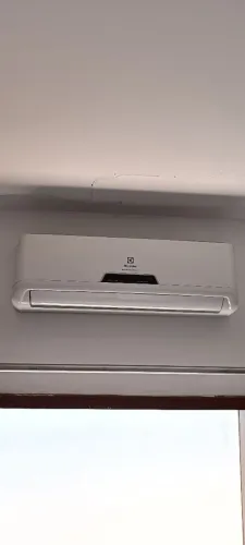 Split Eletrolux Inverter 9kbtus 