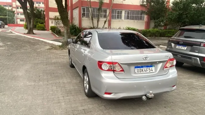 Toyota Corolla XEI 2.0 Flex 16V Aut. 2013