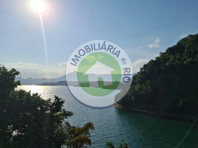 4 suítes em Angra com vista indescritível!!!