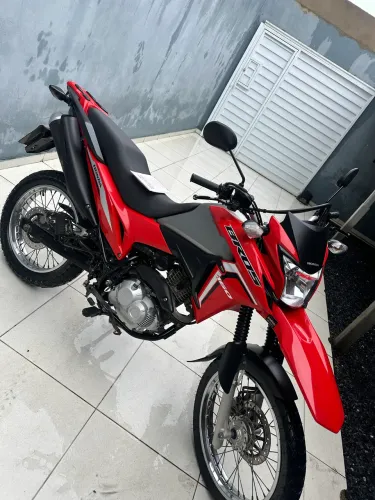 Honda Bros 160 2022 novinha 