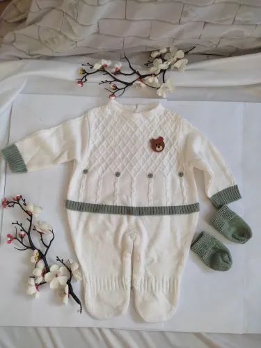 Macacão para bebê ?