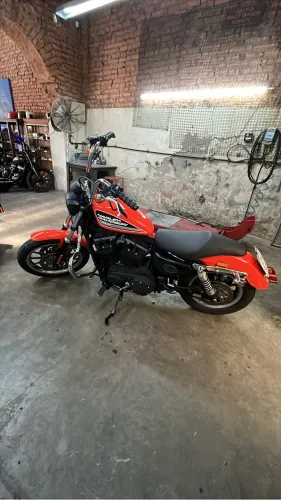 Harley Davidson 883