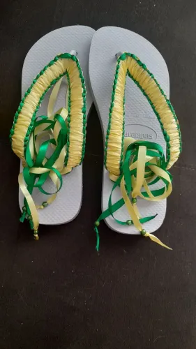 Sandália decorada Brasil