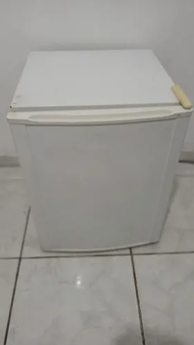 Frigobar branco 