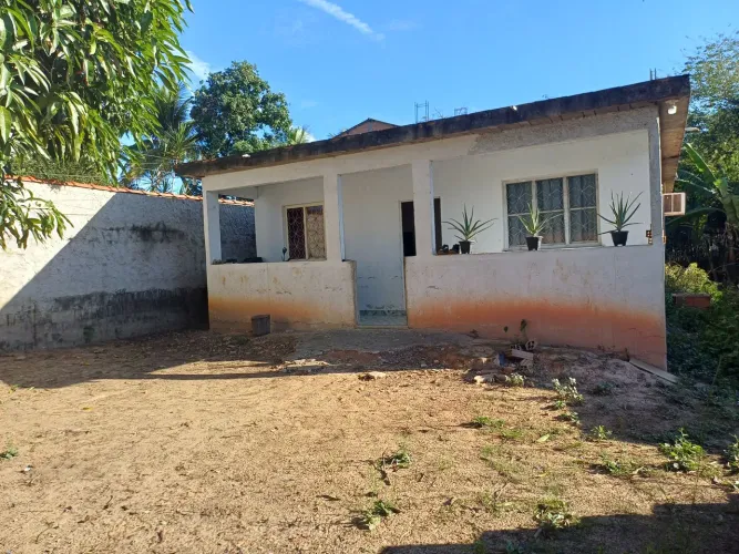 Vendo uma casa em Seropedica bairro Boa esperança
