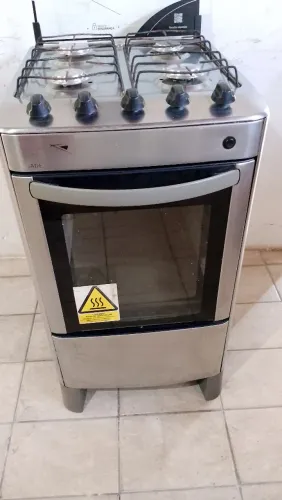 VENDO UM FOGÃO ESMALTEC