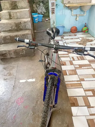 Vender uma bicicleta semi nova