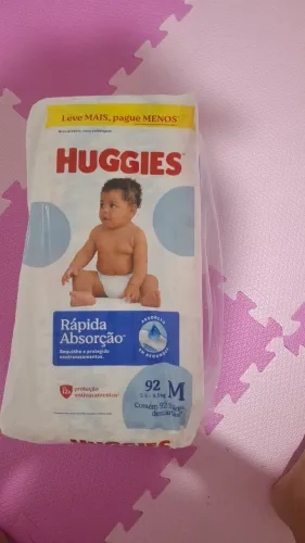 Fraldas Huggies rápida absorção