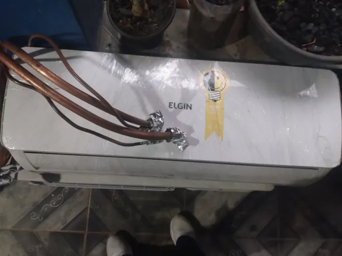 Central de ar 12 mil BTUs Elgin