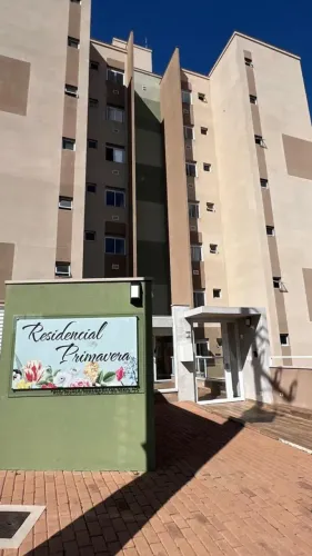 Apartamento para aluguel com 62 metros quadrados com 2 quartos em Jardim Maracanã - Valinh