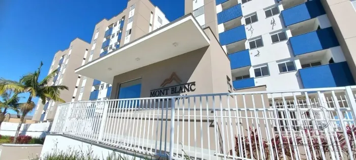 APARTAMENTO SEMI MOBILIADO