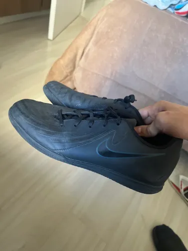 Chuteira nike phantom
