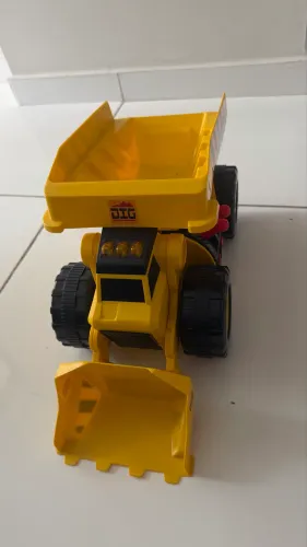 Caminhão automático infantil