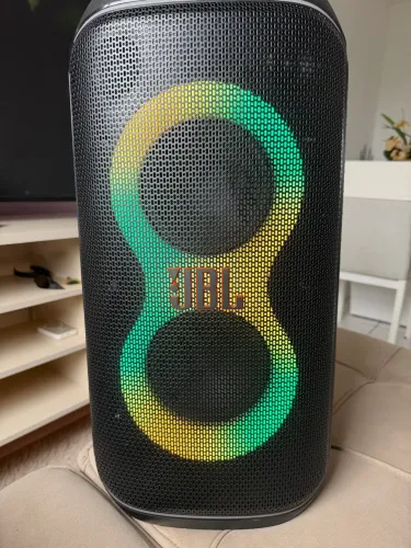 Vende-se caixa de som Jbl parte Box 120