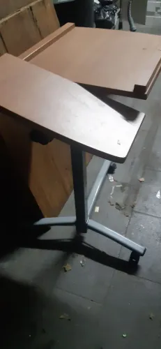 Mesa ajustável