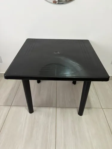 Mesa de plástico quadrada desmontável (1X1m)