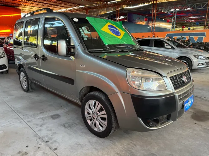 Fiat Doblo Essence 1.8 Flex 16V 5P 2016