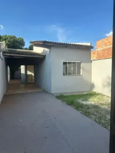 CASA NO CENTRO EM MARITUBA