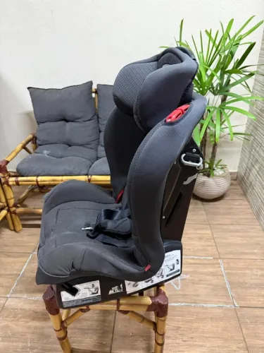 Cadeirinha para Auto Matrix Evolution - usado em bom estado