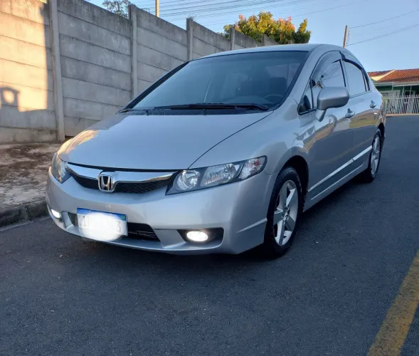 Honda Civic Sedan LXS 1.8/1.8 Flex 16V Aut. 4P 2009