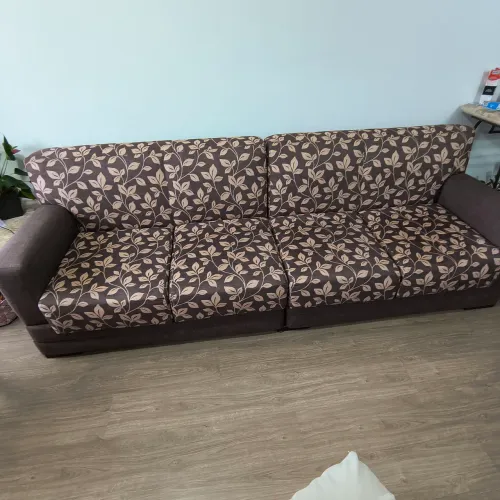Sofá 4 Lugares Espaçoso - Conservado (2,45m x 0,70m)