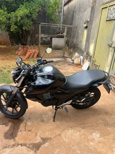 Vendo Ágio da Yamaha FZ15